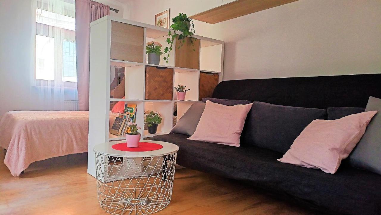 Apartament Malinowy Swietoduska 12 Lublin Dış mekan fotoğraf