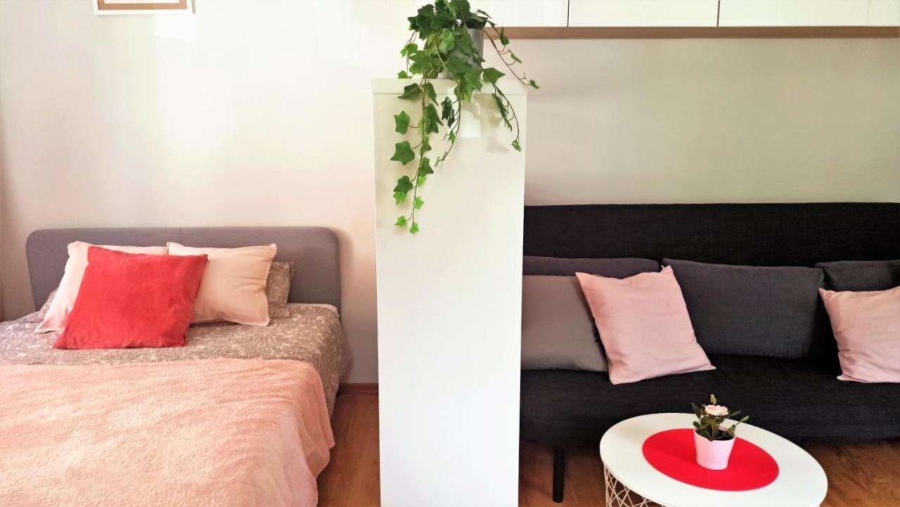 Apartament Malinowy Swietoduska 12 Lublin Dış mekan fotoğraf